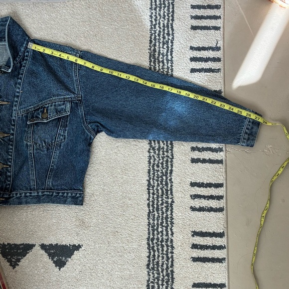 Vintage Lawman Cropped Denim Jacket - Picture 12 of 12